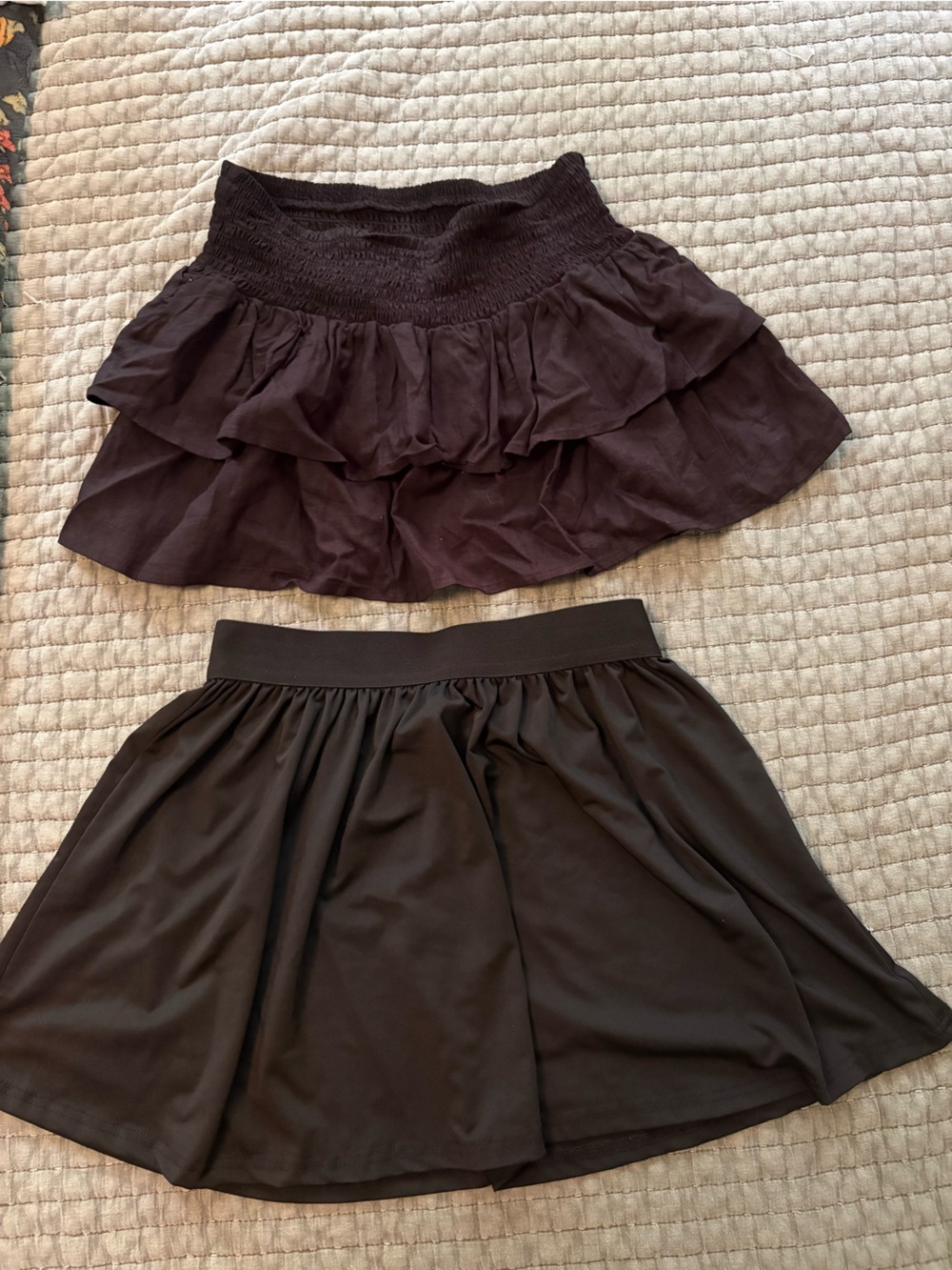 SHEIN Black Tiered & Black A-Line Mini Skirts - Set of 2